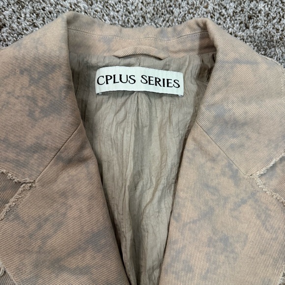 Distressed Beige Blazer - Picture 6 of 8